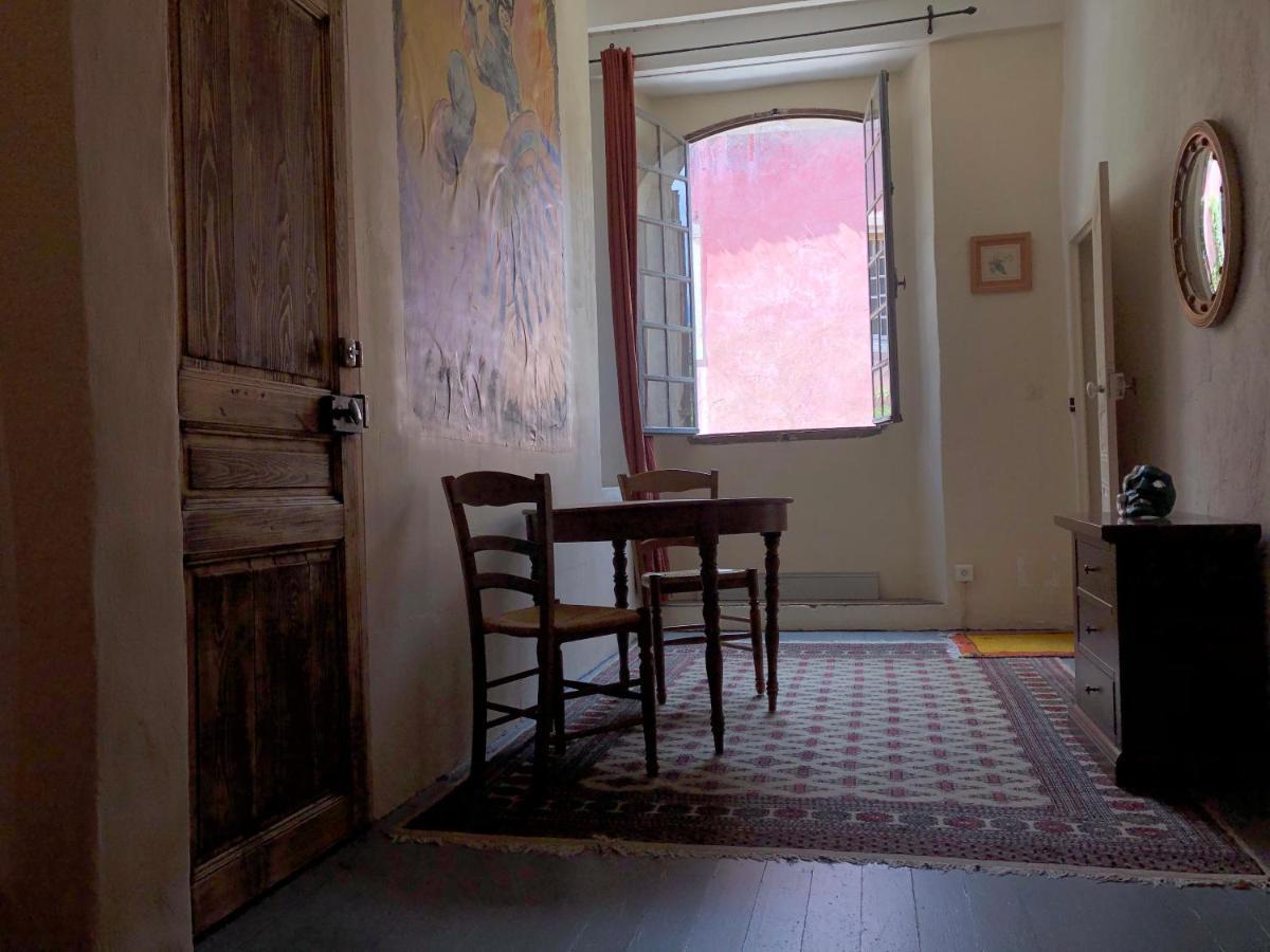 Belle De Nuit Bed and Breakfast Oppède Εξωτερικό φωτογραφία