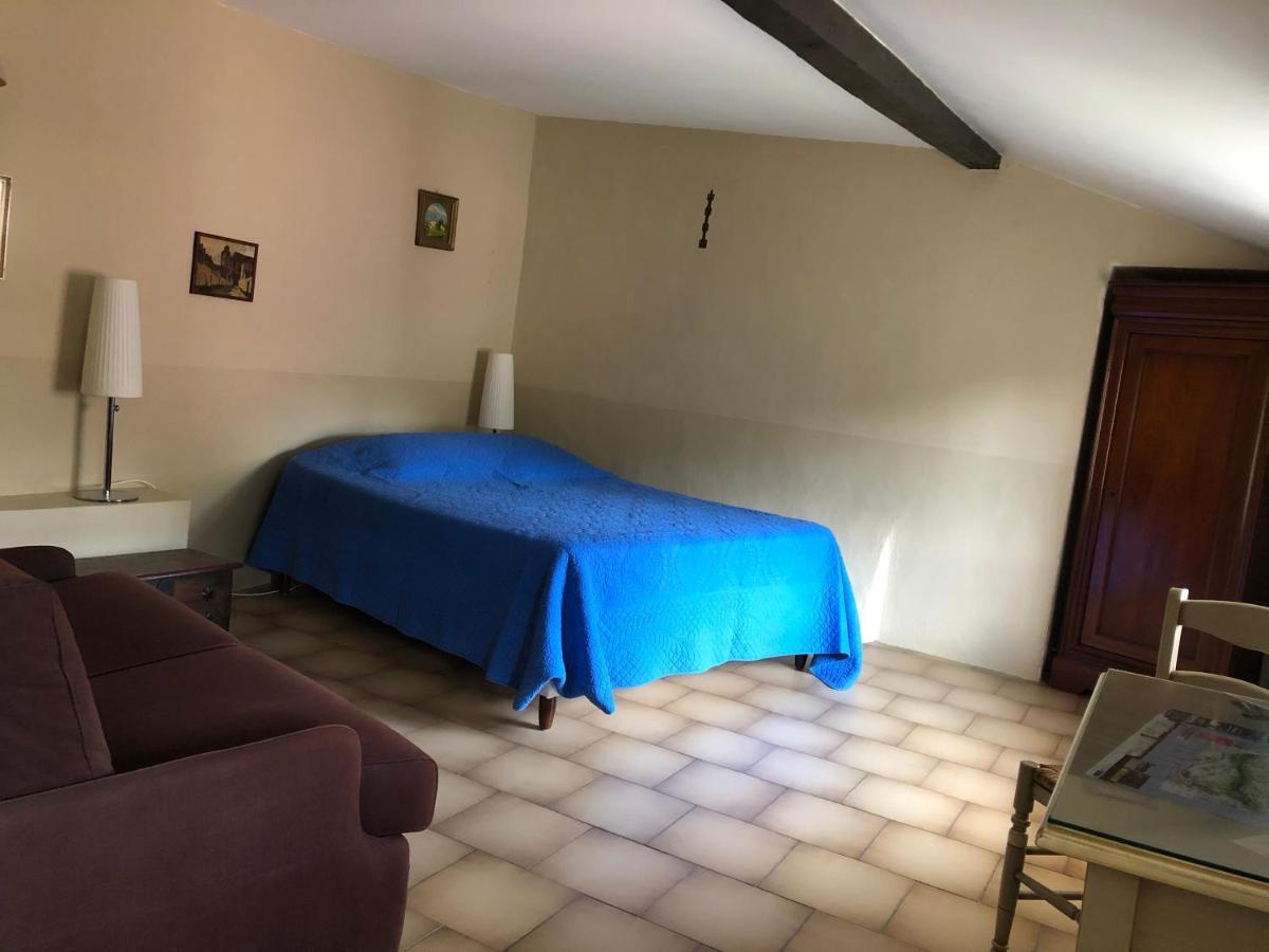 Belle De Nuit Bed and Breakfast Oppède Εξωτερικό φωτογραφία