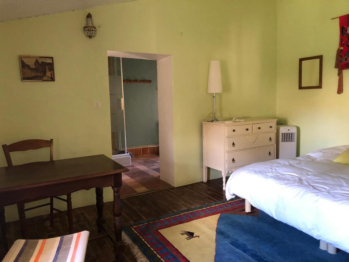 Belle De Nuit Bed and Breakfast Oppède Εξωτερικό φωτογραφία
